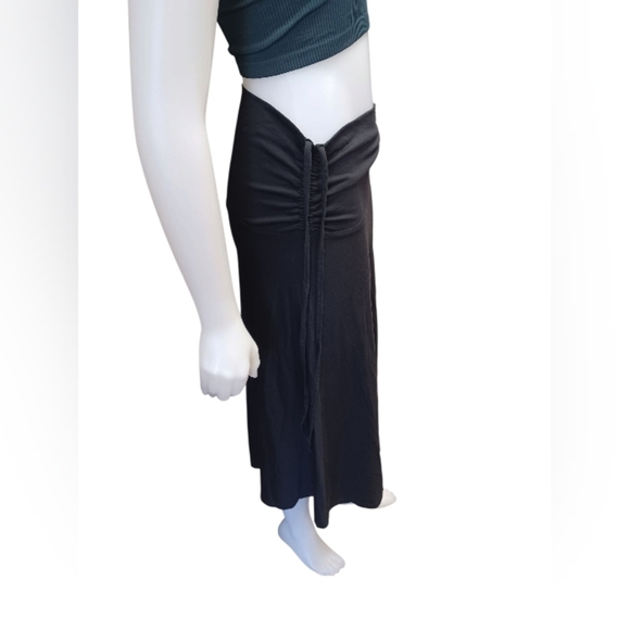 Patagonia The Kamala Midi Skirt Black EUC Size Medium - Picture 4 of 9